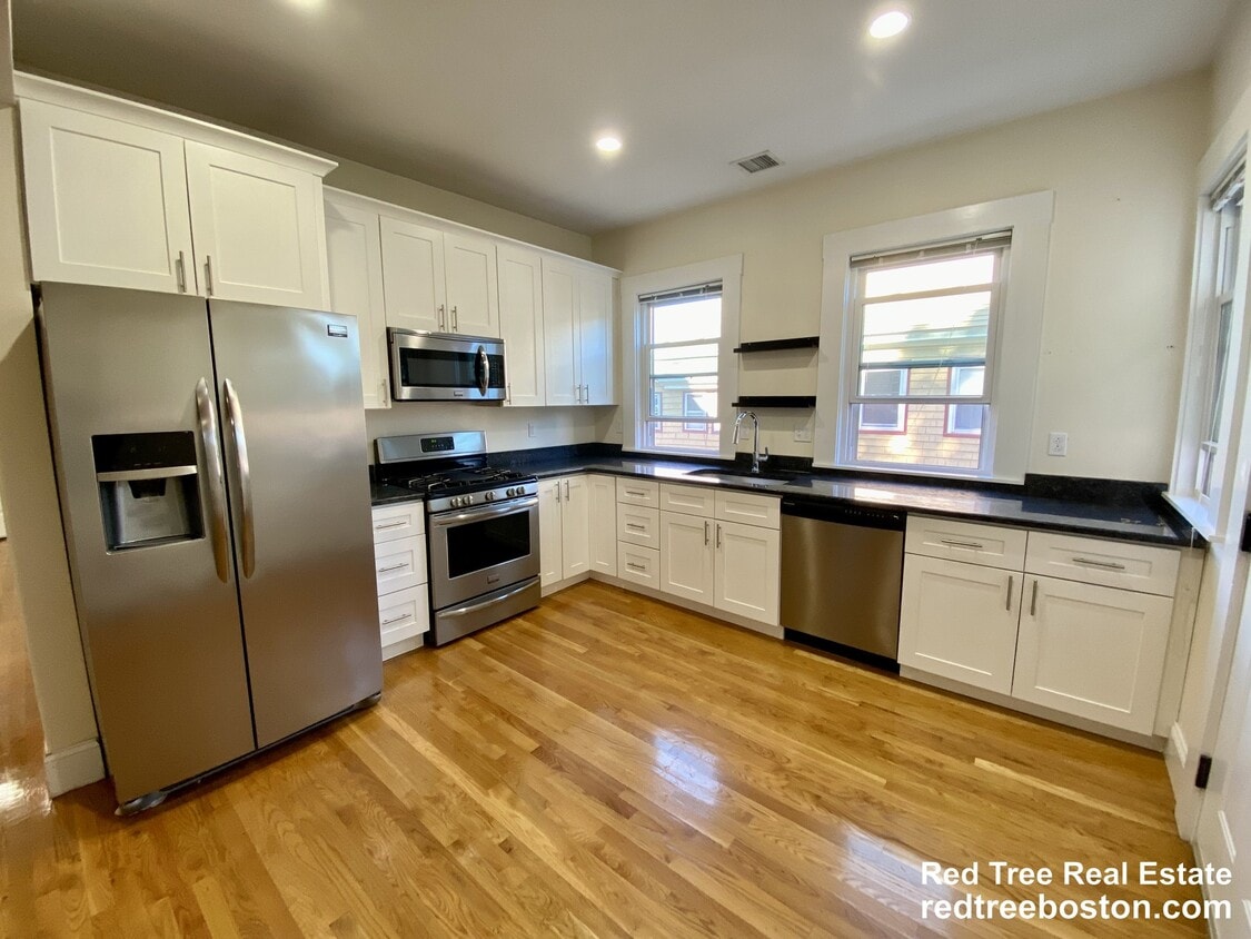 Photo - 177 School St. Unit 2