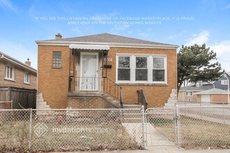 Building Photo - 6200 S Meade Ave