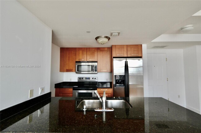 Building Photo - 4100 Salzedo St