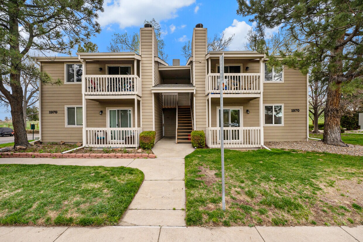 1970 S Xanadu Way, Aurora, CO 80014 Townhome Rentals in Aurora CO