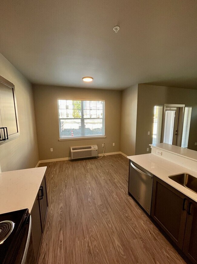 Interior Photo - Dry Canyon Apartments