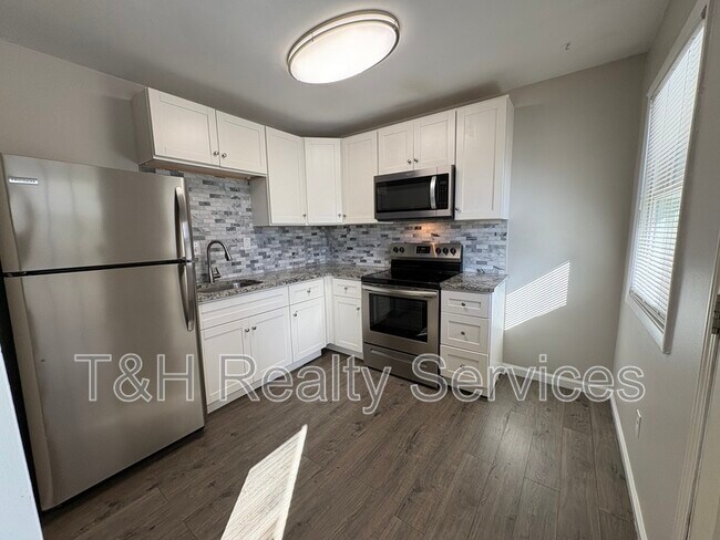 Foto del edificio - 2924 S County Rd 1050 E