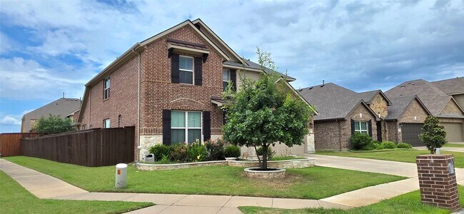 Foto del edificio - 3412 Canyon Lake Dr