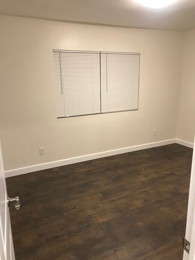 Foto del edificio - 3209 W 153rd St