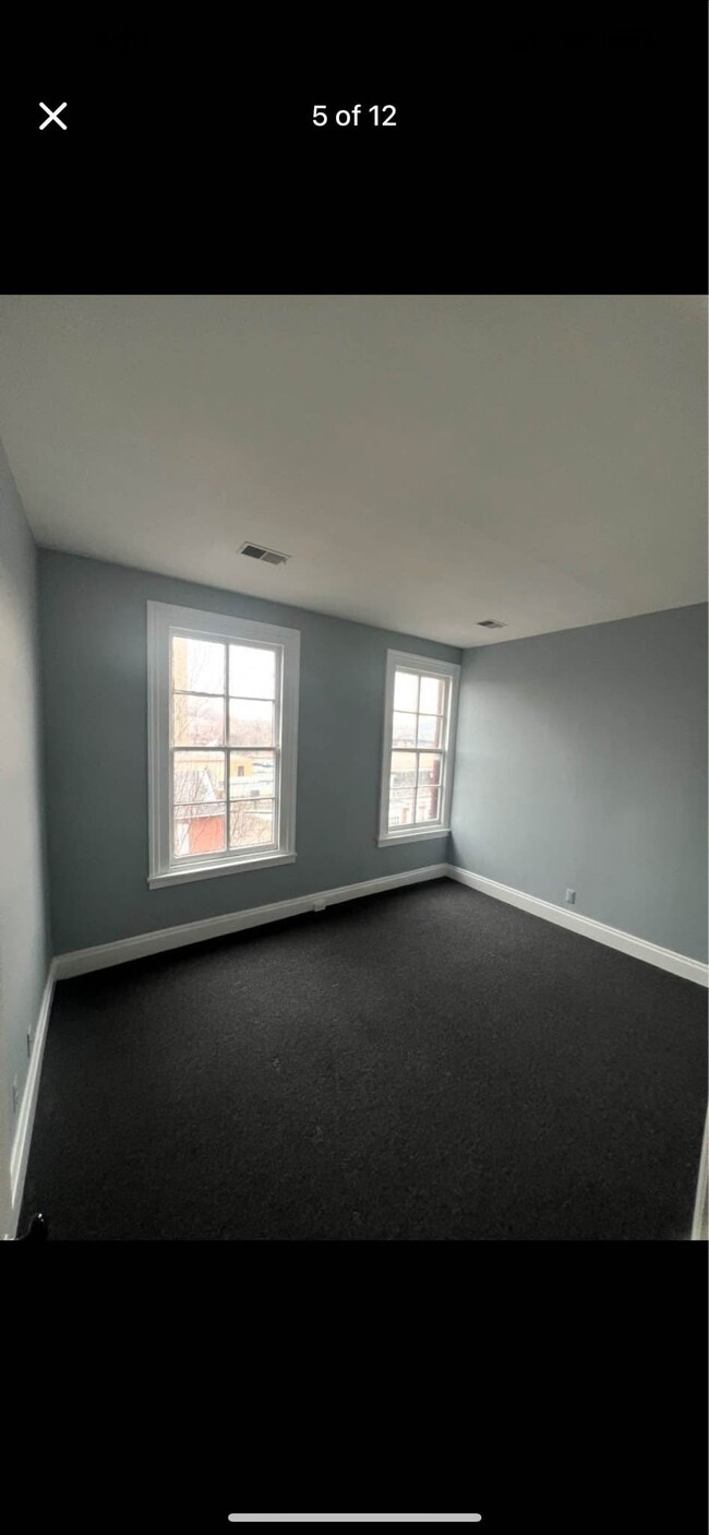 Foto del edificio - 11 S 2nd St