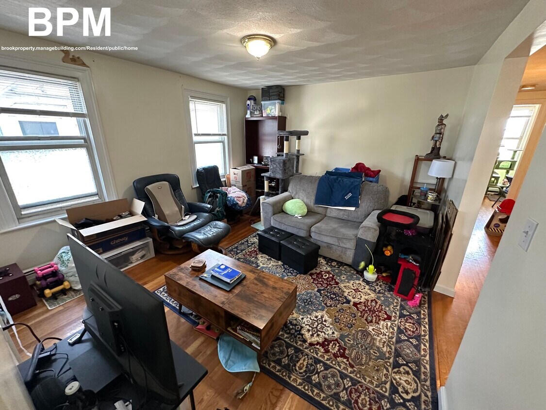 Primary Photo - 116 White St