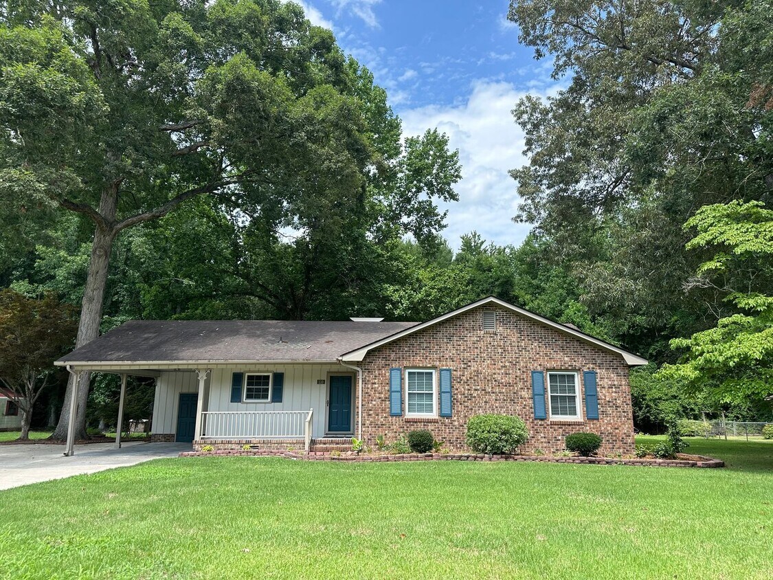 Primary Photo - Peaceful Home in Pamlico Village