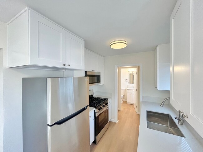 Building Photo - Beautiful 1BD/1BA Fully Remodeled Unit w/ New Appliances in North Park!