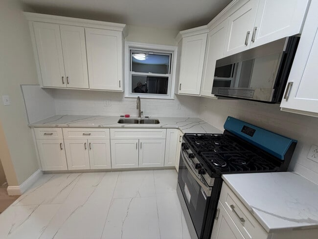 Photo - 61-06 171st St Townhome