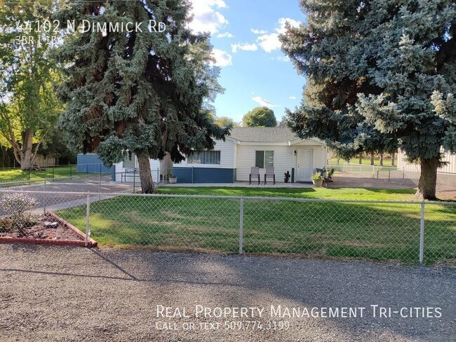 Building Photo - Fully Remodeled Rambler in Country Style L...