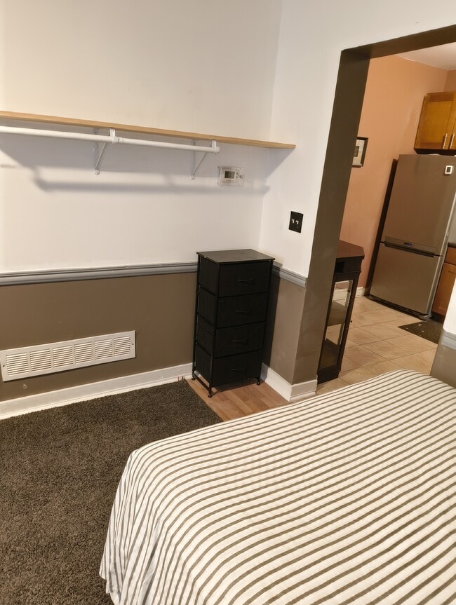 Building Photo - RSSR APARTMENTS