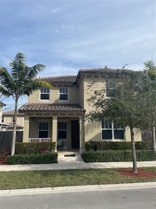 Foto principal - 24443 SW 118 Ave