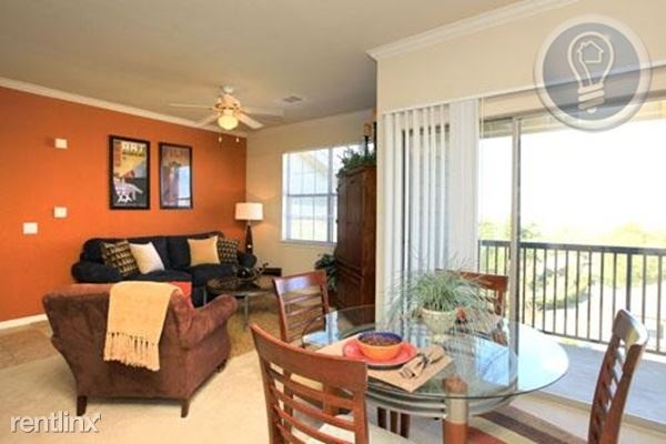 Foto del edificio - 5720 Bryant Irvin Rd