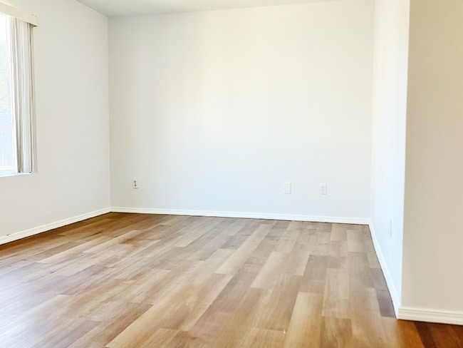 Building Photo - 12821 159th St E