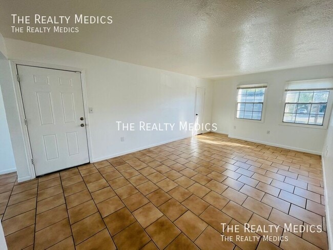 Building Photo - 2761 L B McLeod Rd