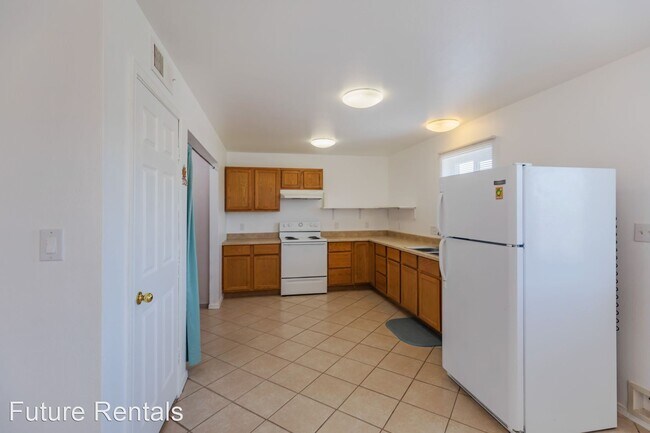 Foto del edificio - 2 br, 1 bath House - 1505 W 6th