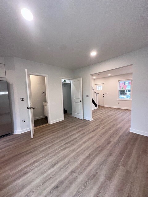 Building Photo - 40 W 12th St