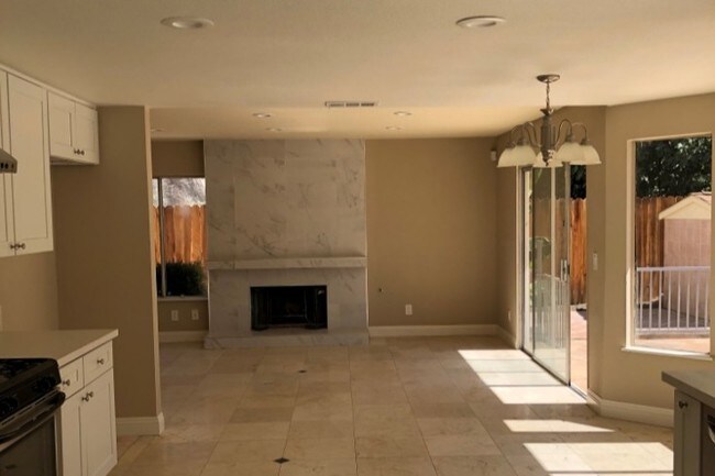 Nice big dining area! - 25961 Hinckley St