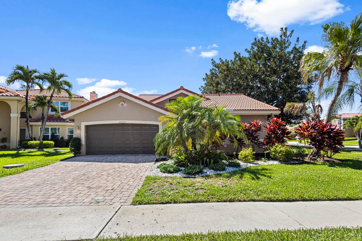 Foto principal - 20374 Vera Cruz Ln