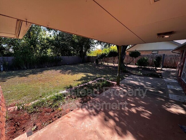 Foto del edificio - 2220 NW 118th St