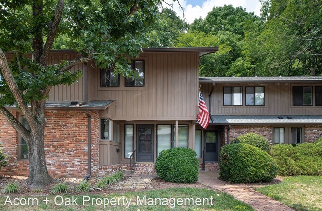 Foto del edificio - 3 br, 2.5 bath House - 804 Oak Tree Drive