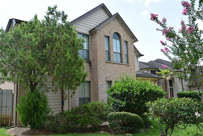 Foto del edificio - 4718 Sunshine Dr