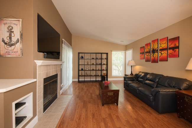 Living Room - 5265 Box Canyon Ct