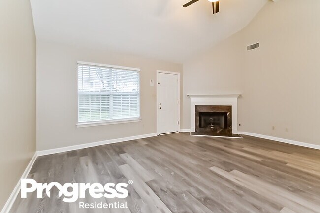 Building Photo - 8441 Palm Springs Dr