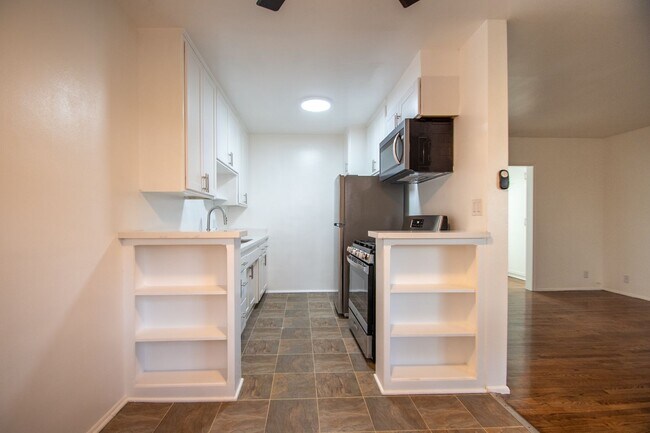 Foto del edificio - 10834 Bloomfield St