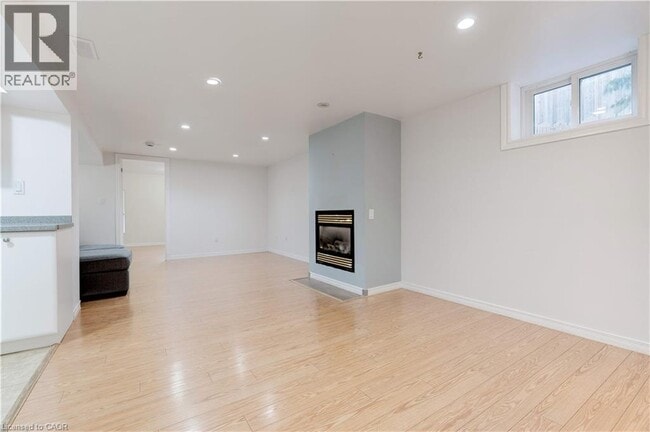 Building Photo - 2217 Ghent Ave