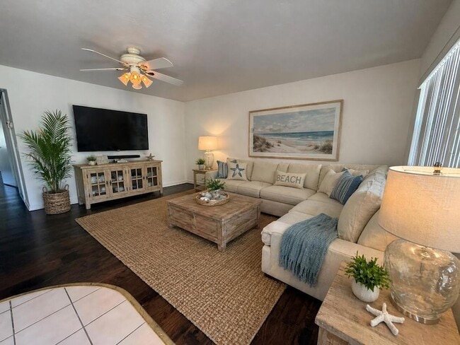 Foto del edificio - 516 Saxony Dr