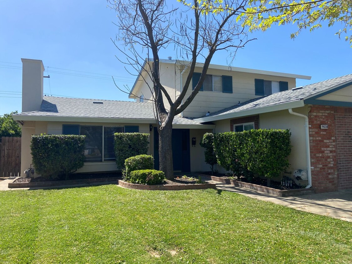 Close to CSUS - 7 Bdrm, 3 bath near La Riv... - Close to CSUS - 7 Bdrm, 3 bath near La Riv...