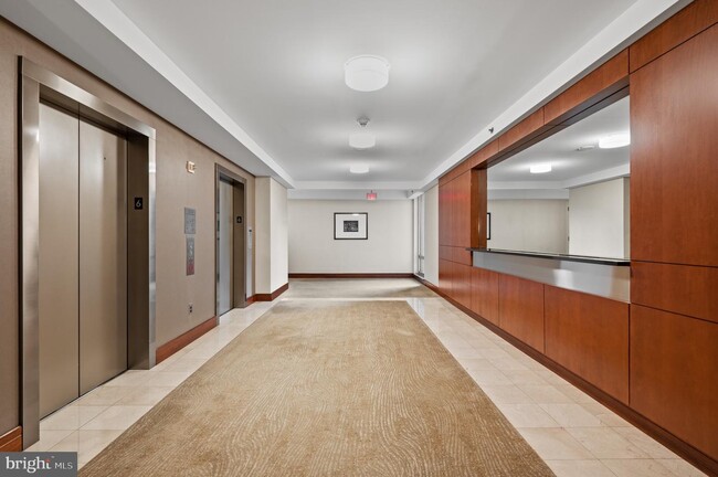Building Photo - 1155 23rd St NW