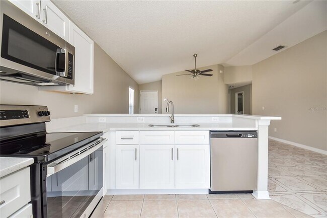 Foto del edificio - 1639 Ridge Pointe Dr