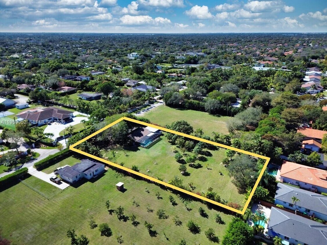 Foto del edificio - 11341 SW 93rd St