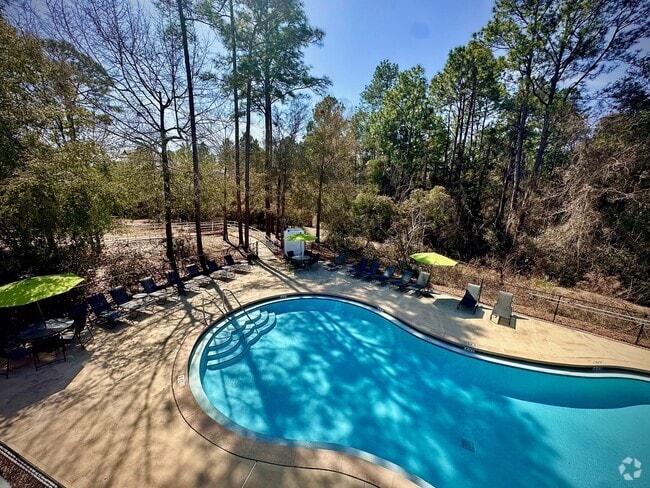 Building Photo - Riverwood Apartment Homes