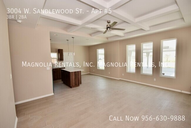 Foto del edificio - 1st Month Free with 13 Month Lease and Wat...