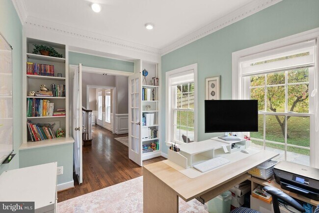 Foto del edificio - 10303 Bear Creek Dr