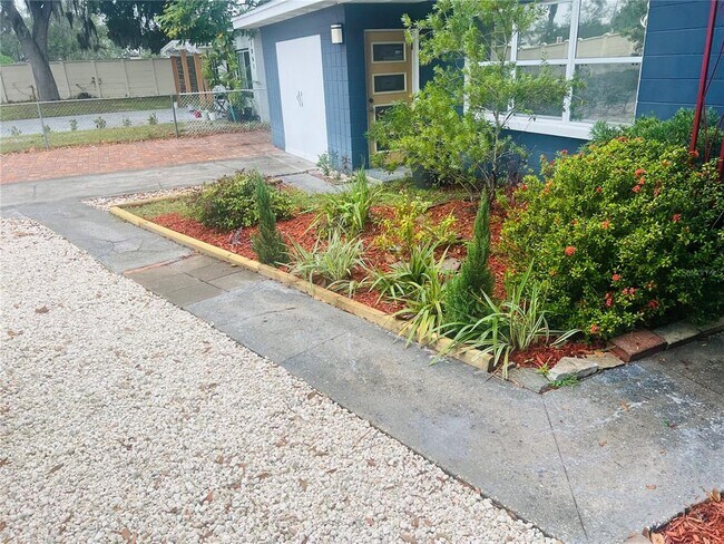 Foto del edificio - 1055 Cherokee Ave