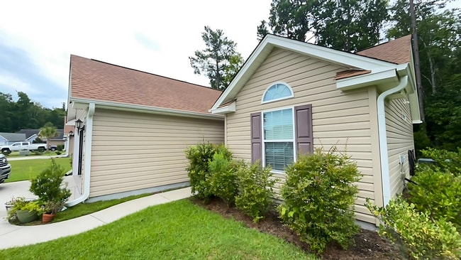 Foto del edificio - Available Soon - Three-Bedroom, Two-Bath, Pet Friendly Home at Woodland Park in Murrells Inlet!