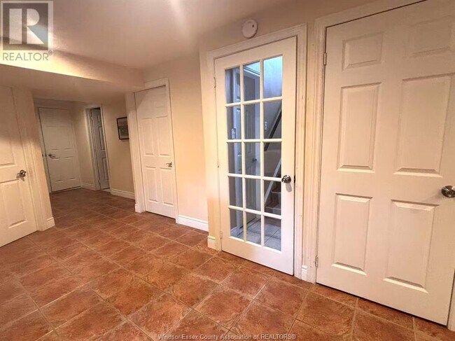 Photo du bâtiment - 1512 Heatherglen Dr