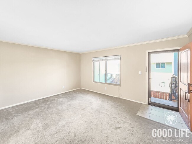 Foto del edificio - Gorgeous 2B/1.5BA Condo in the Heart of Normal Heights!