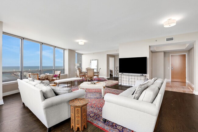 Foto del edificio - 600 N Lake Shore Dr