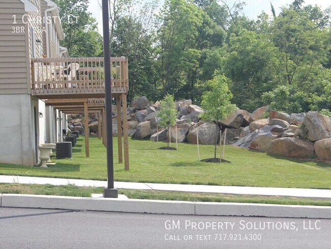 Foto del edificio - Beautiful 3 Bedroom Townhome in Elizabethtown!
