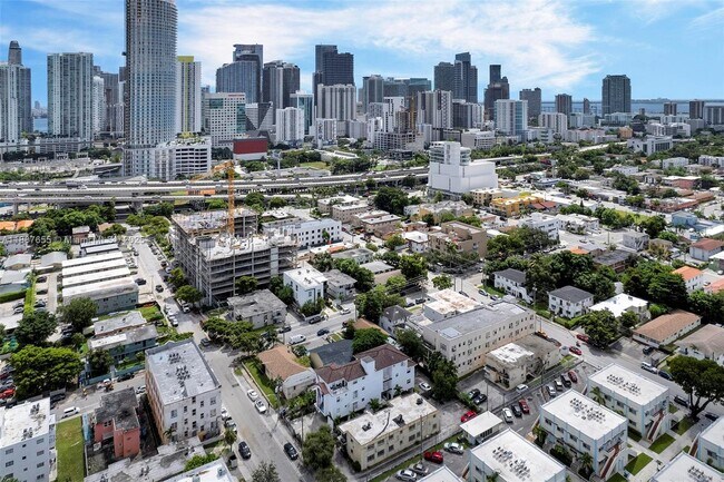 Foto del edificio - 520 SW 5th St