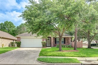 Building Photo - 24502 Drakefield Ct