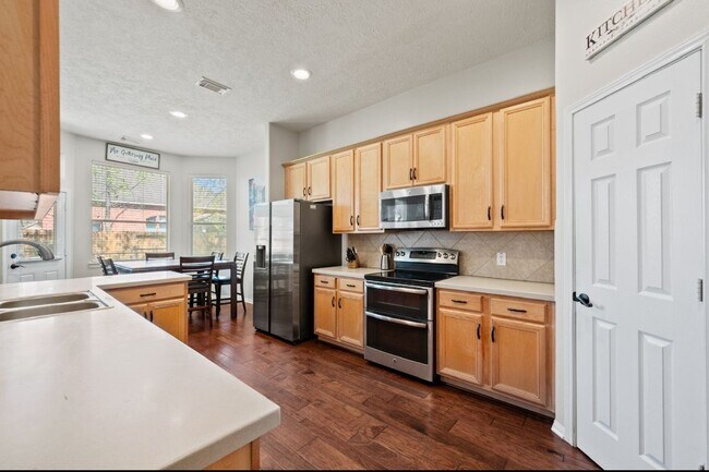 Foto del edificio - 17310 Scotts Bluff Ct