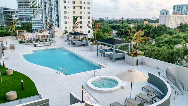 Foto del edificio - 1444 NW 14th Ave
