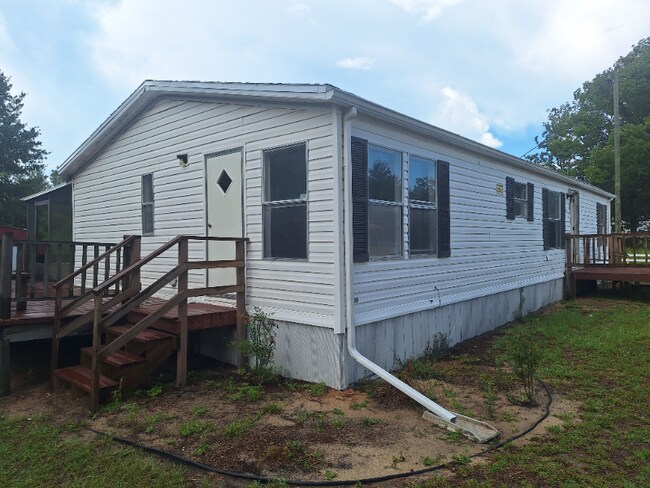 Building Photo - 15553 NE 236th Ln