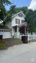 Building Photo - 967 Fabian Way
